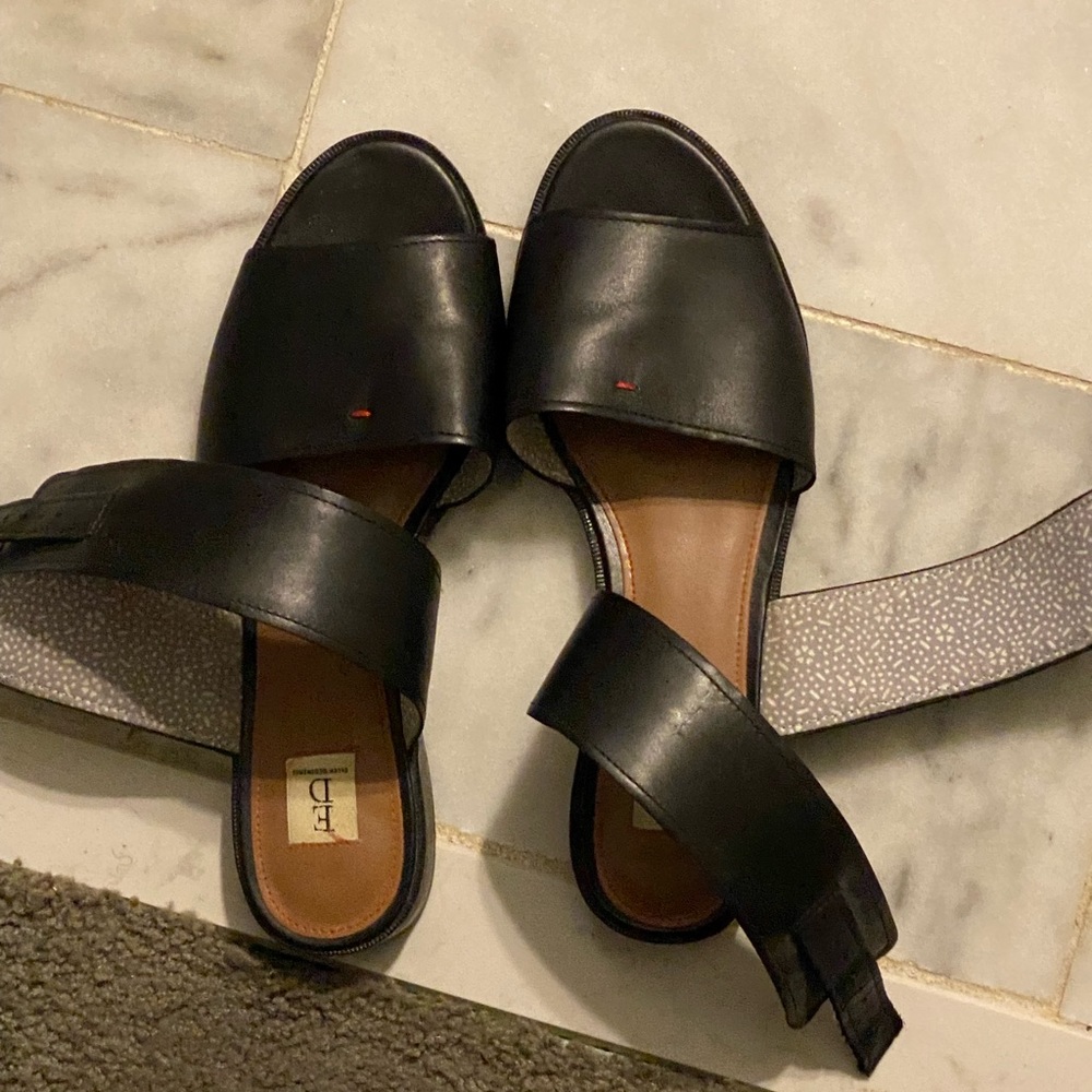 Leather black sandals